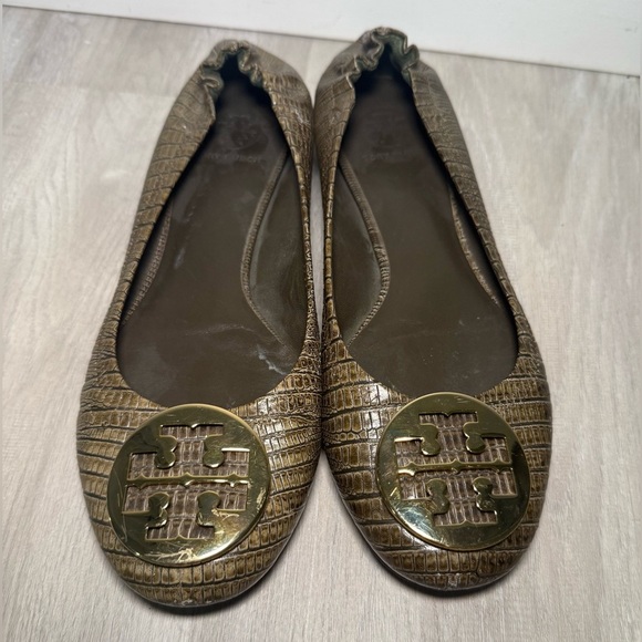 Tory Burch Gold/Bronze Reva Metallic Lizard Reva Ballet Flat- Metal Logo. Size 9 - Picture 1 of 9